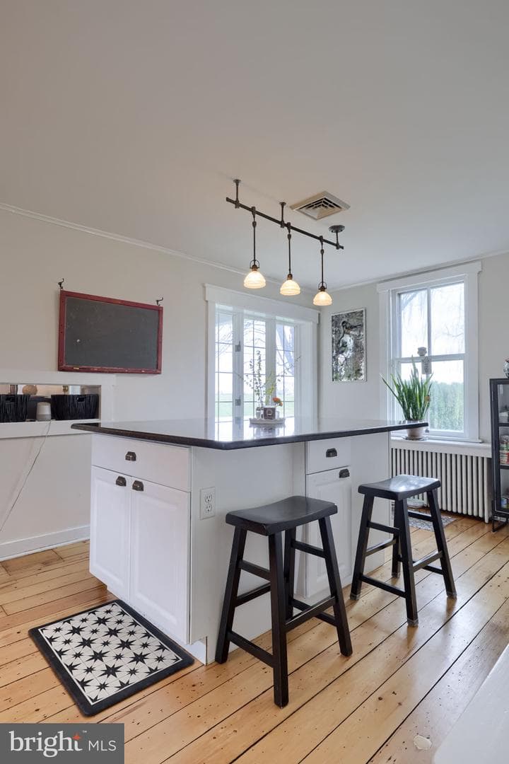 2047 Jarvis Road photo 14