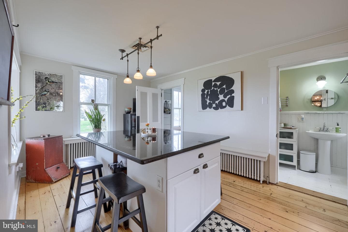 2047 Jarvis Road photo 15
