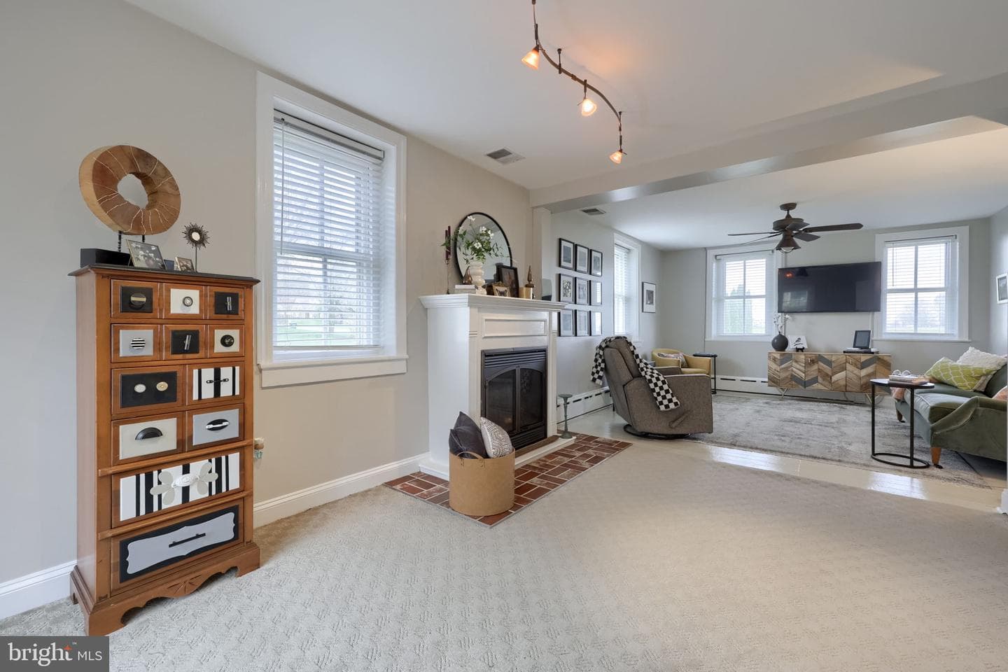 2047 Jarvis Road photo 25