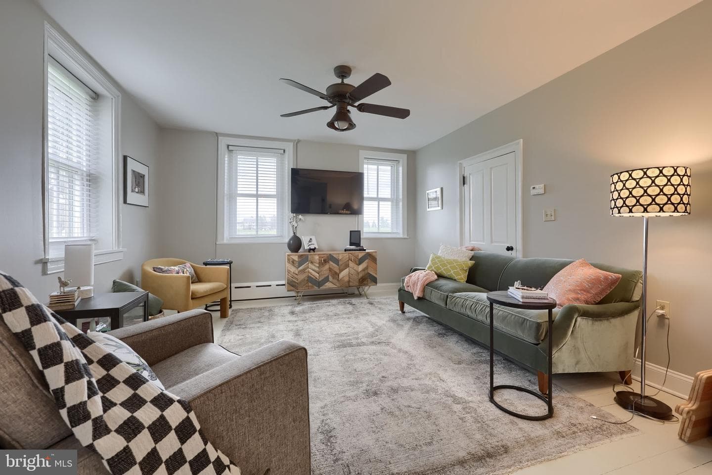 2047 Jarvis Road photo 28