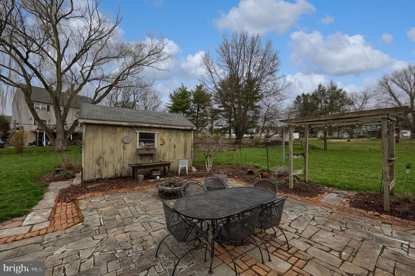 2047 Jarvis Road photo 47