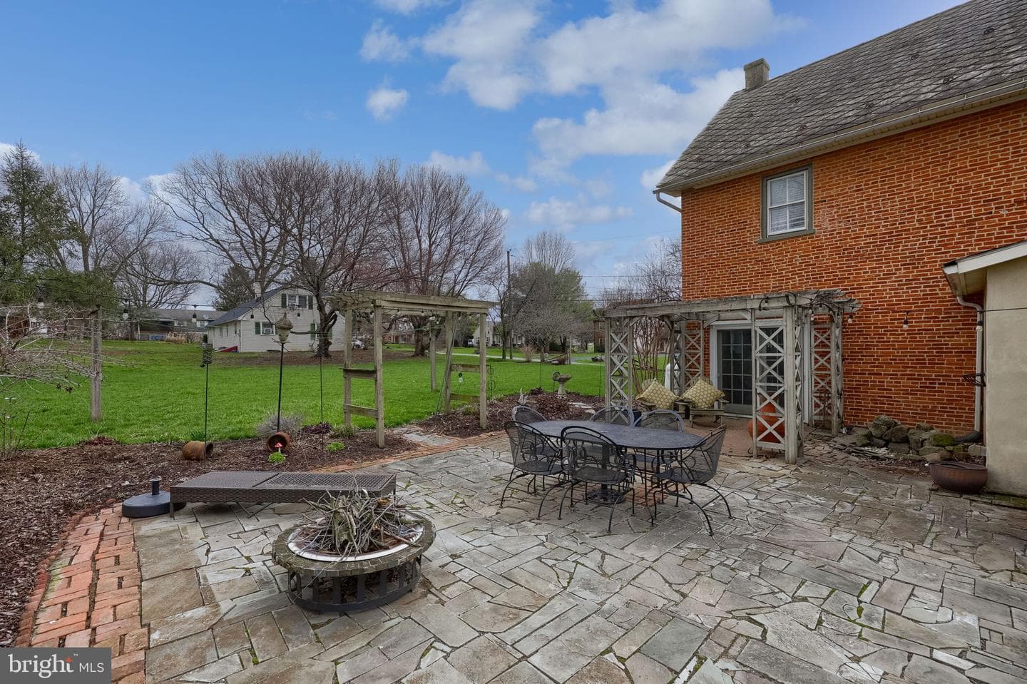 2047 Jarvis Road photo 48