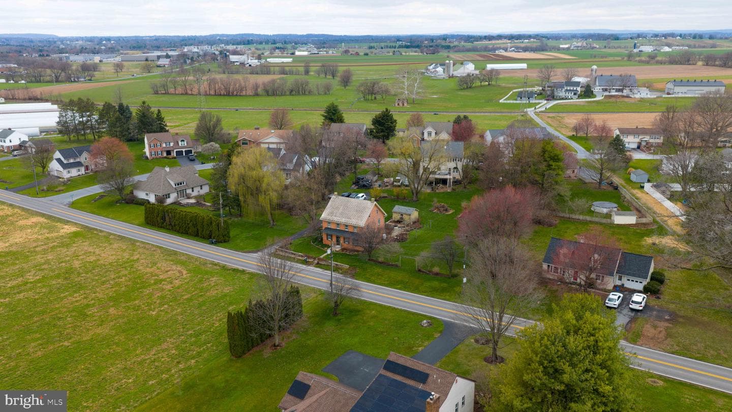 2047 Jarvis Road photo 59