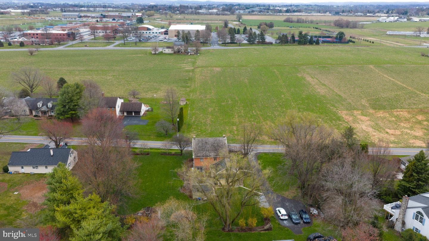 2047 Jarvis Road photo 61