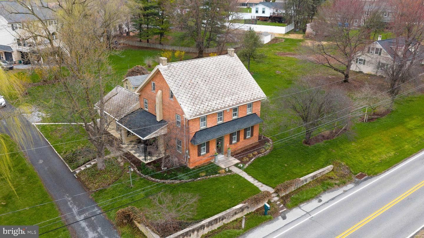 2047 Jarvis Road photo 67