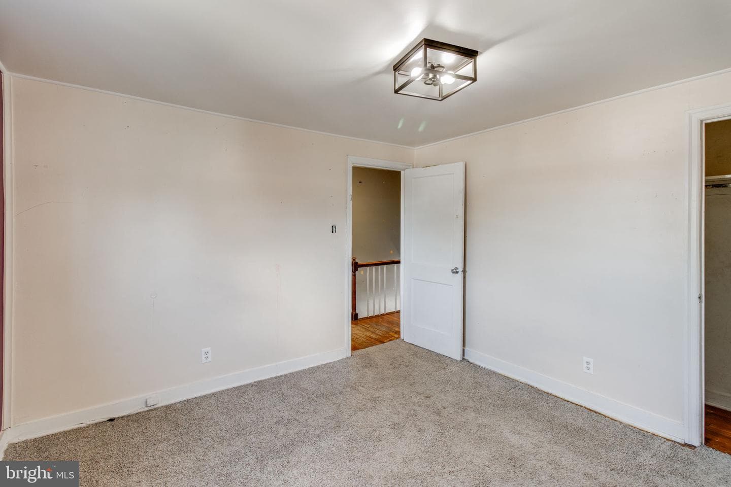 1015 Clark Street photo 10