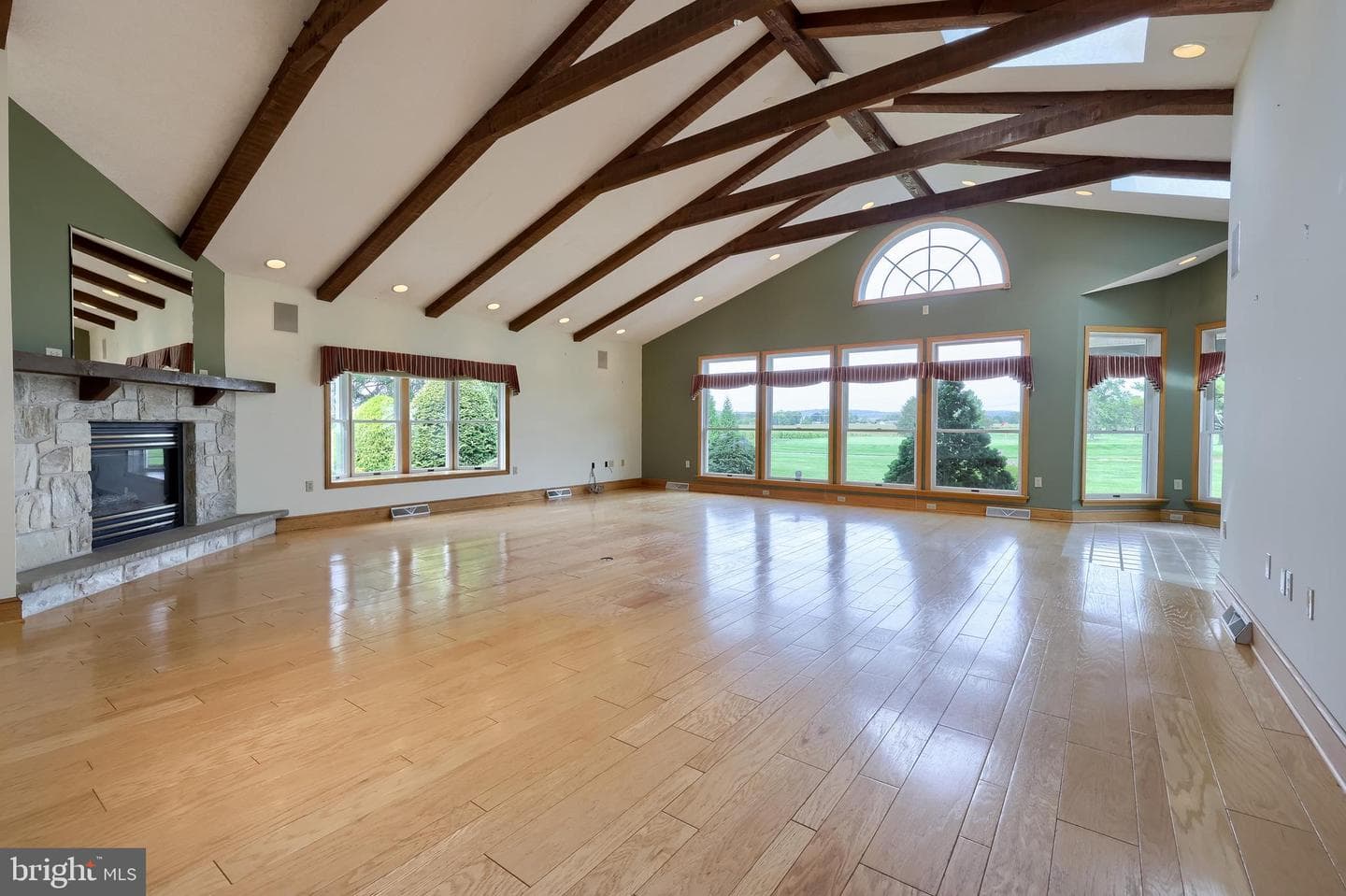 210 Stevens Road photo 17