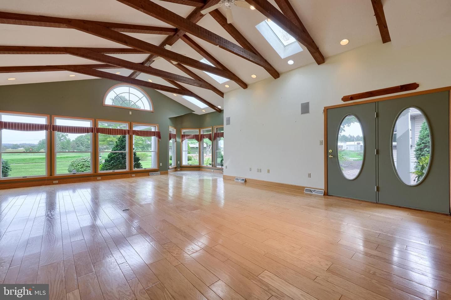210 Stevens Road photo 19