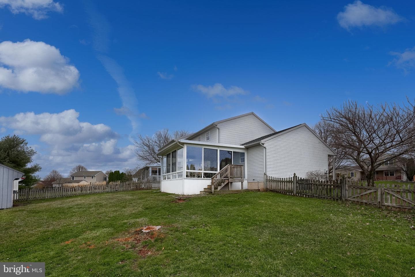 11 Rosemont Drive photo 24