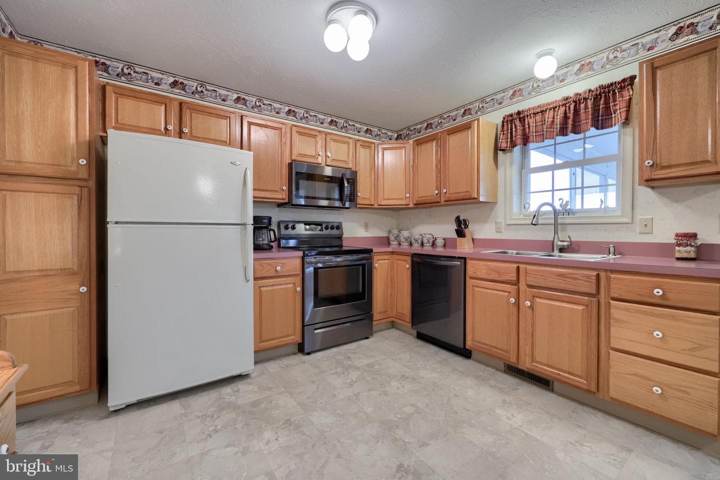 11 Rosemont Drive photo 8
