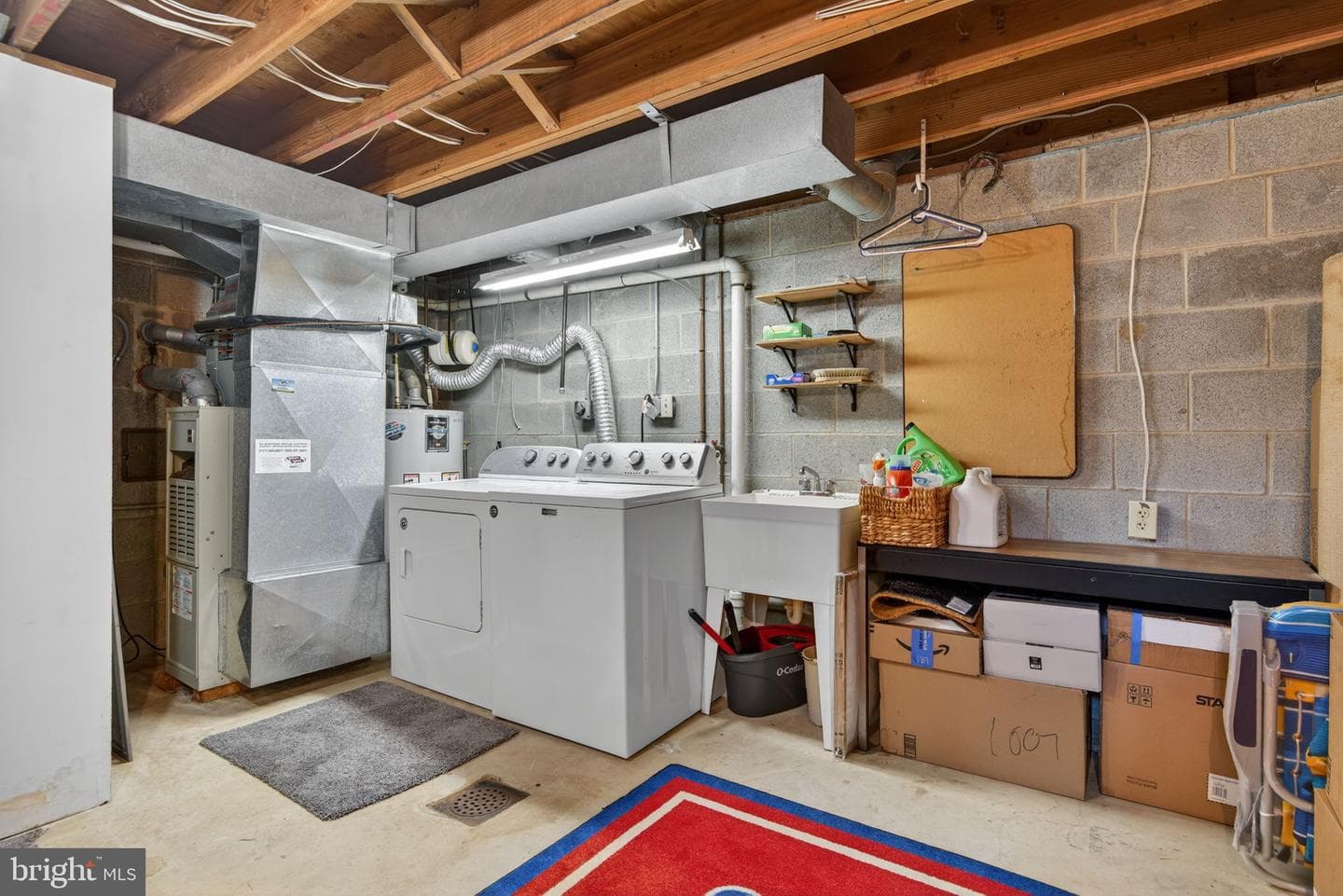 1007 E Walnut Street photo 29