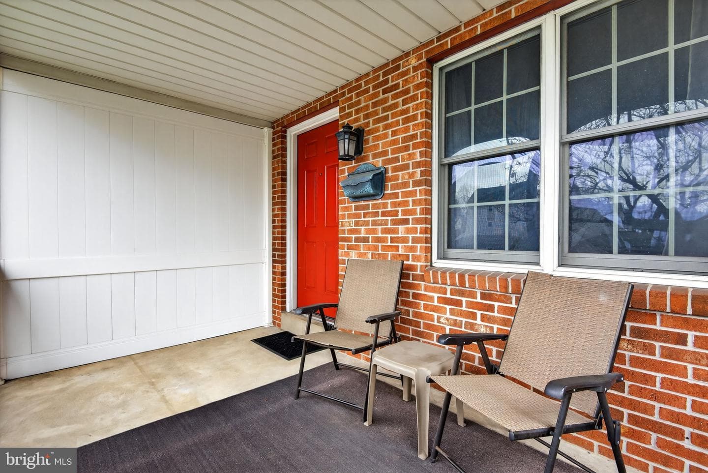 1007 E Walnut Street photo 7