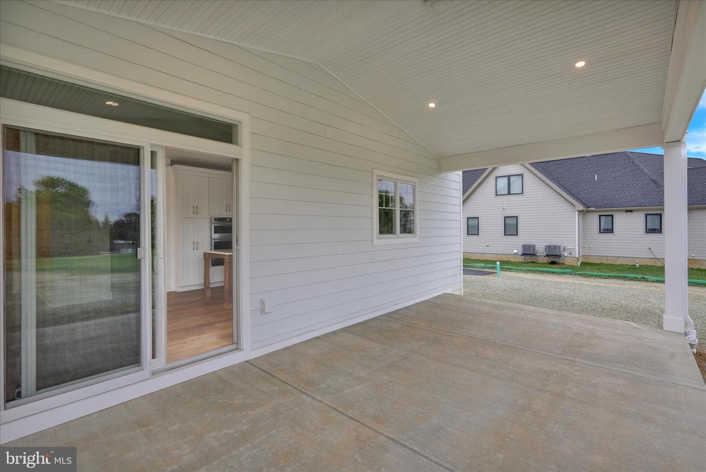 513 Cheltenham Court photo 55