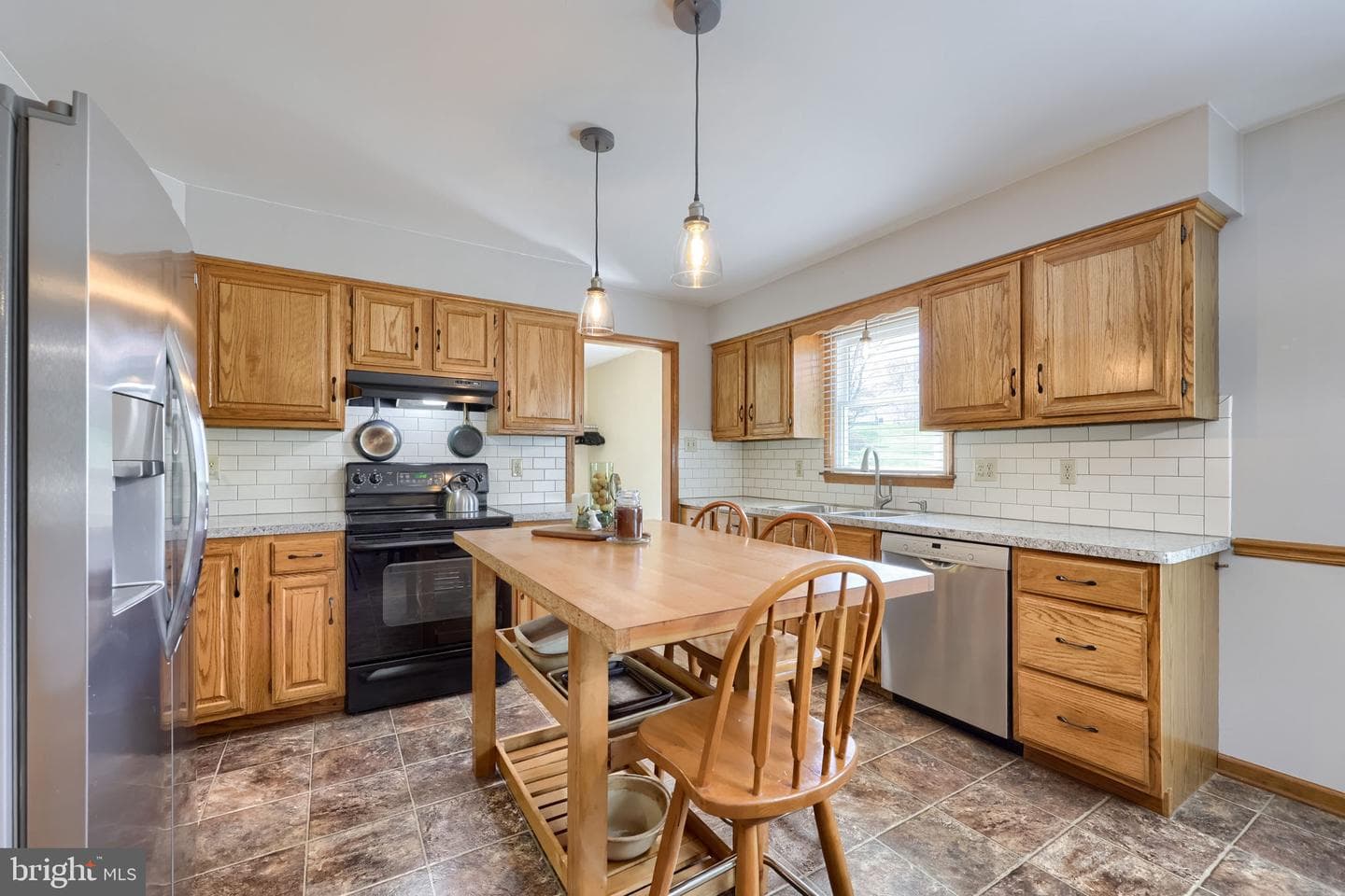 142 Hostetter Lane photo 35