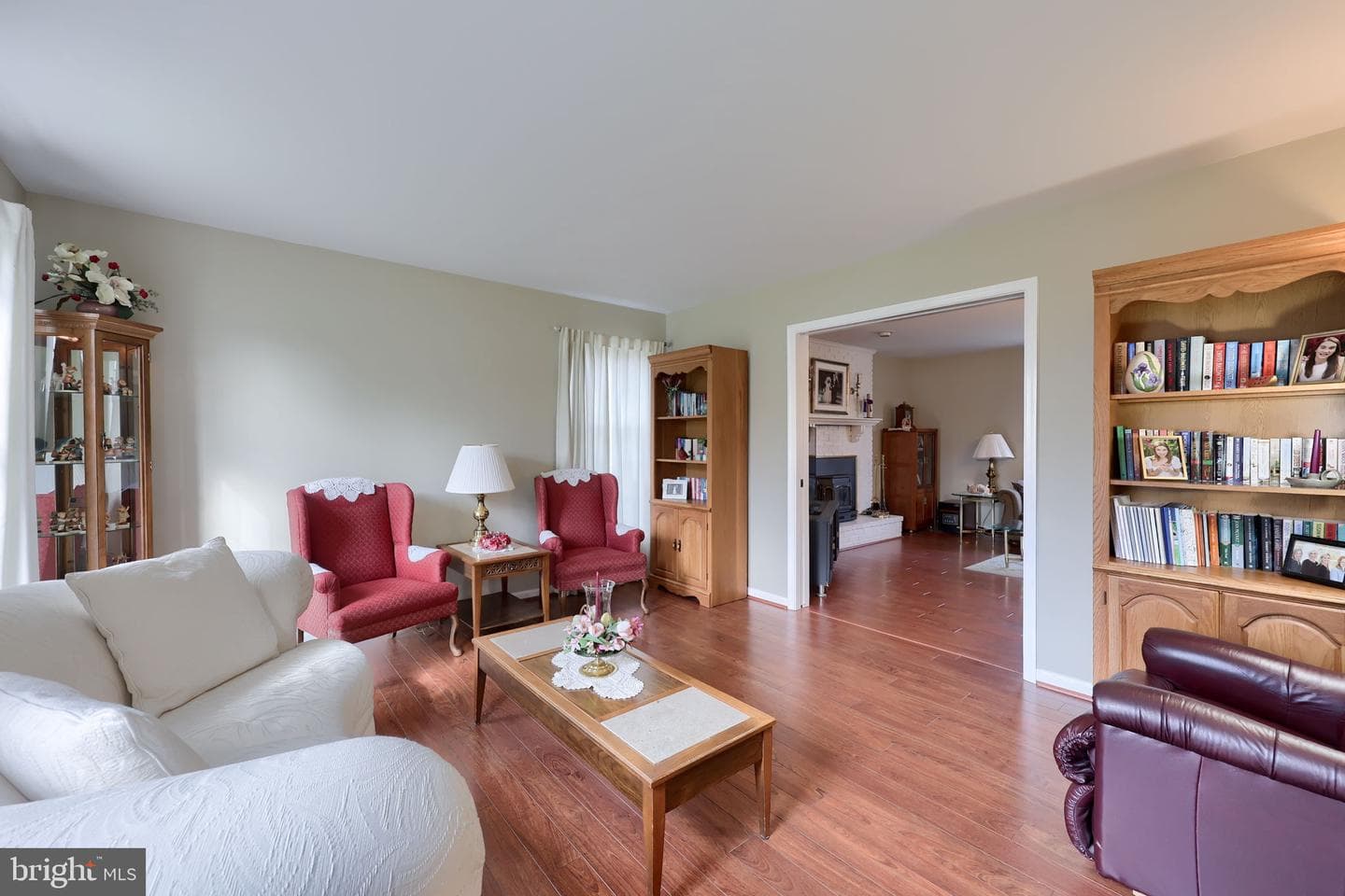 2977 Hearthside Lane photo 4
