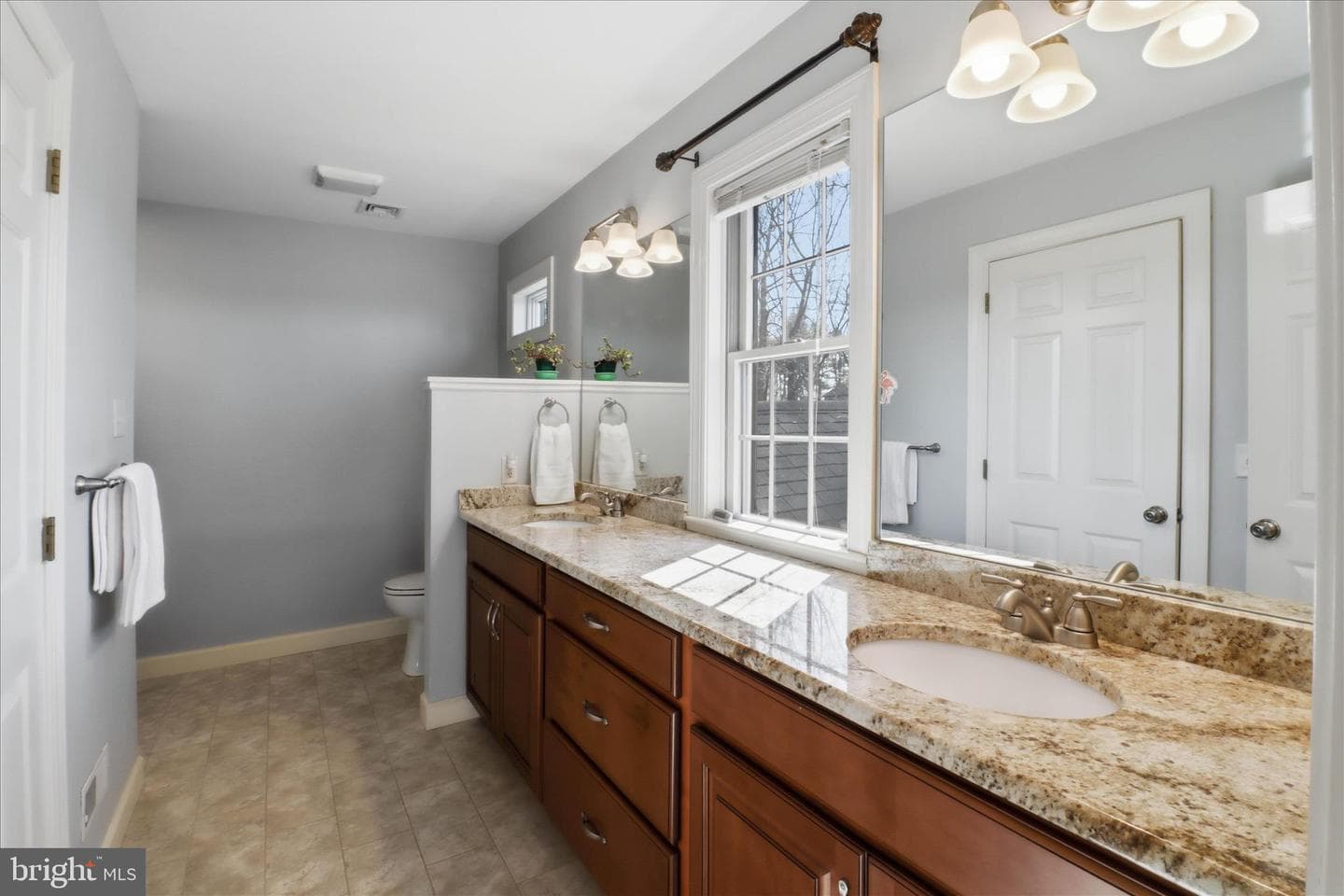 364 Evans Road photo 30