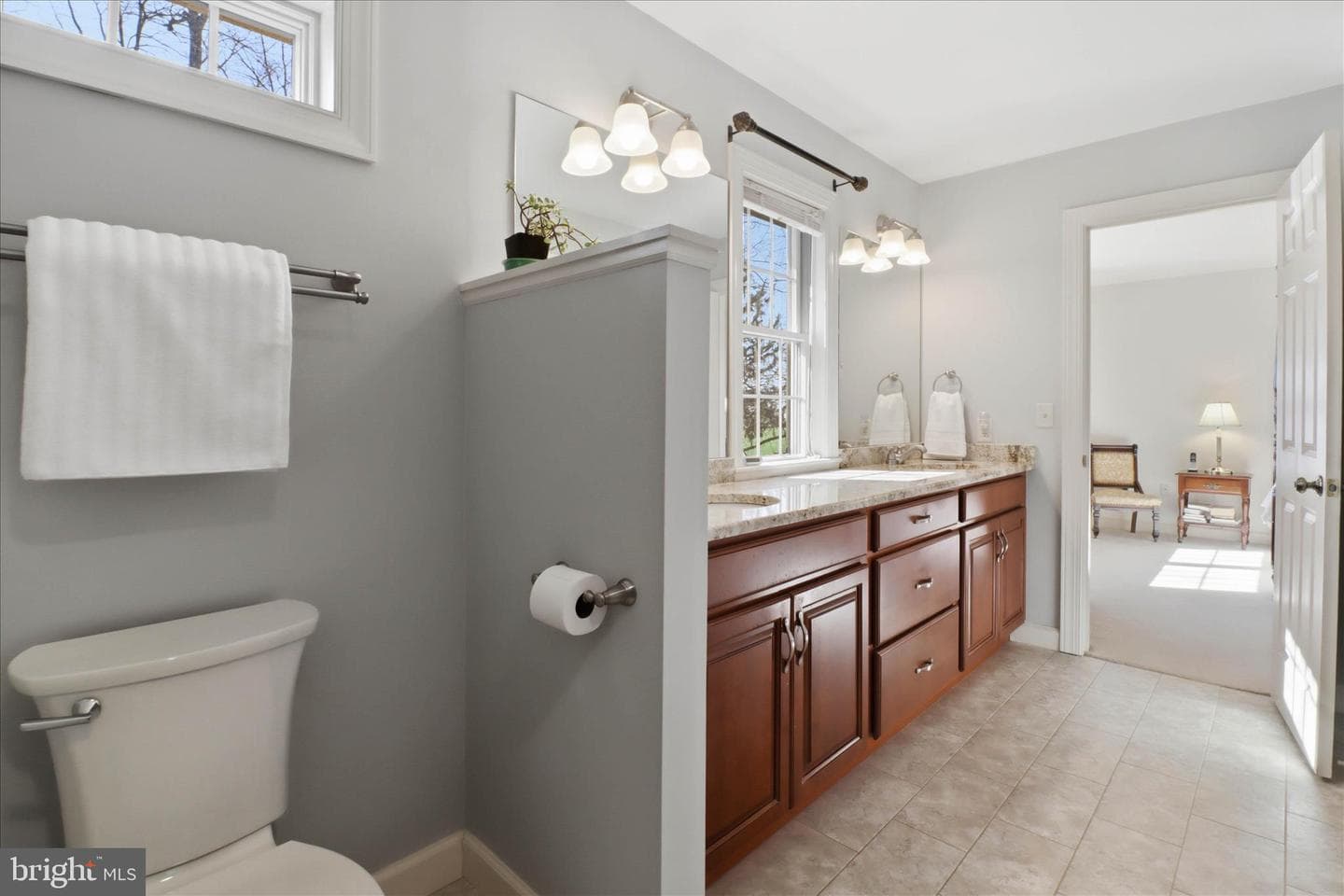364 Evans Road photo 32
