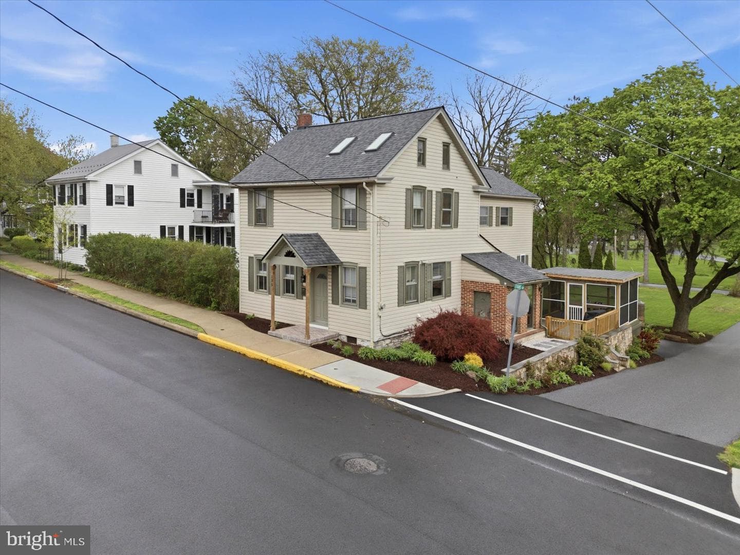 135 S Cedar Street photo 52