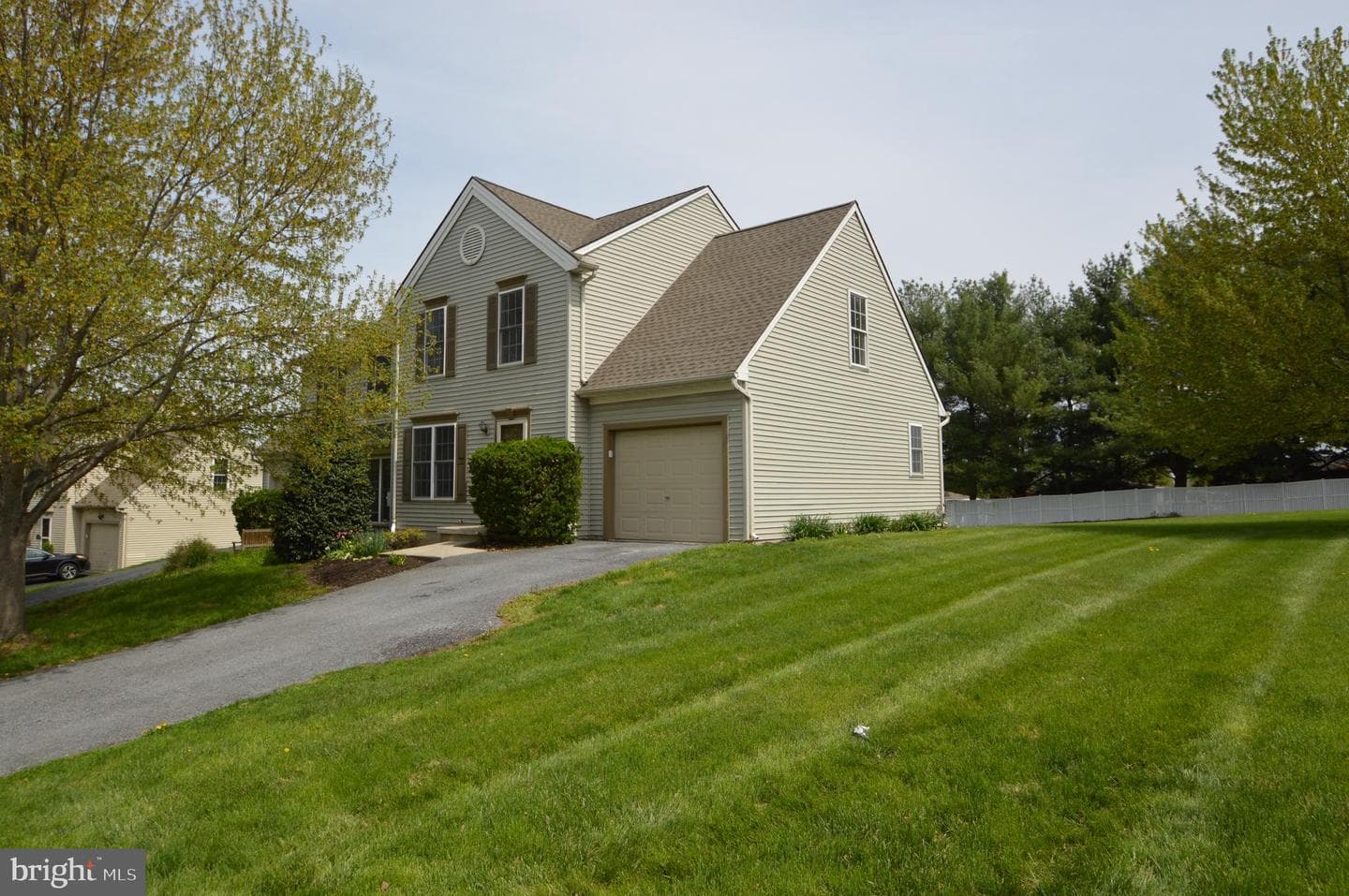 247 Harvard Avenue photo 2