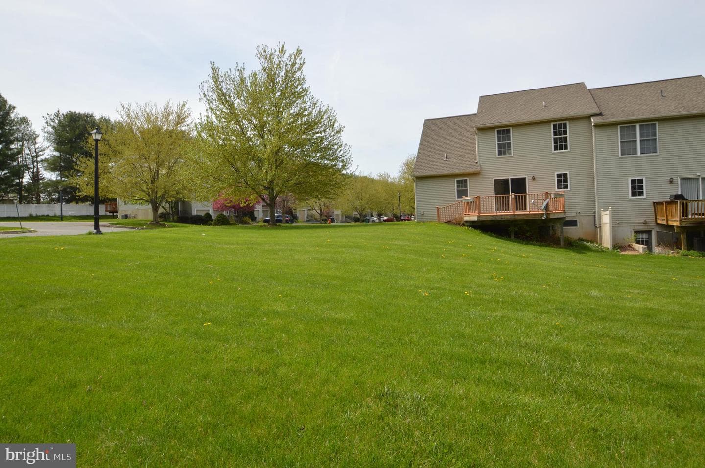 247 Harvard Avenue photo 7