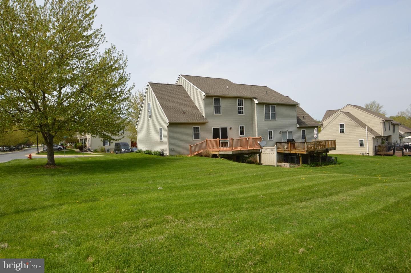 247 Harvard Avenue photo 9