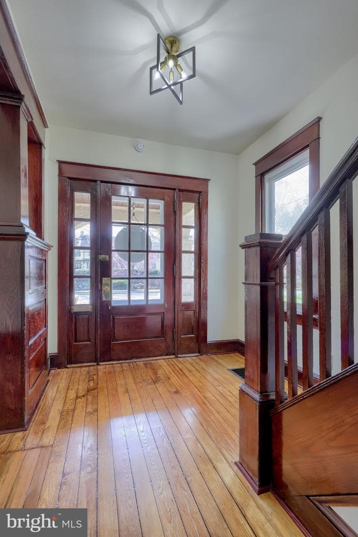 631 S Broad Street photo 10