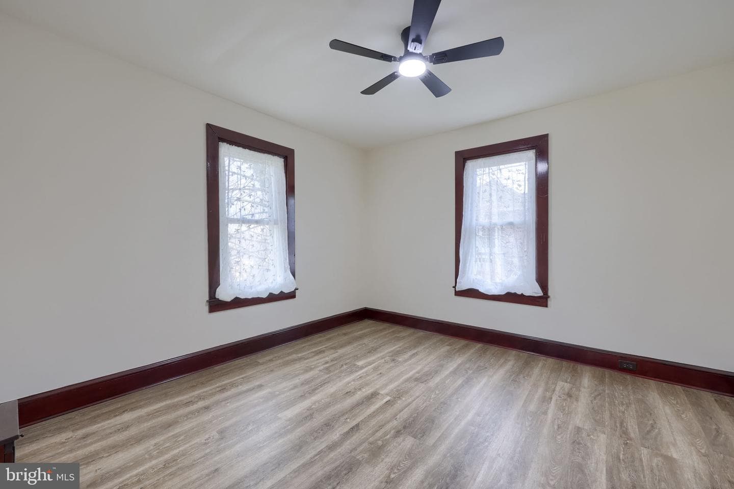 631 S Broad Street photo 45