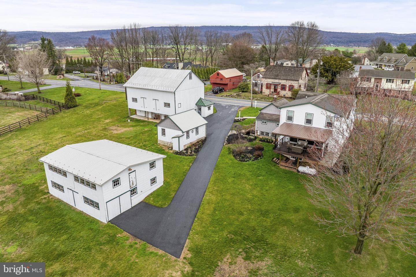 1435 Newport Road photo 37