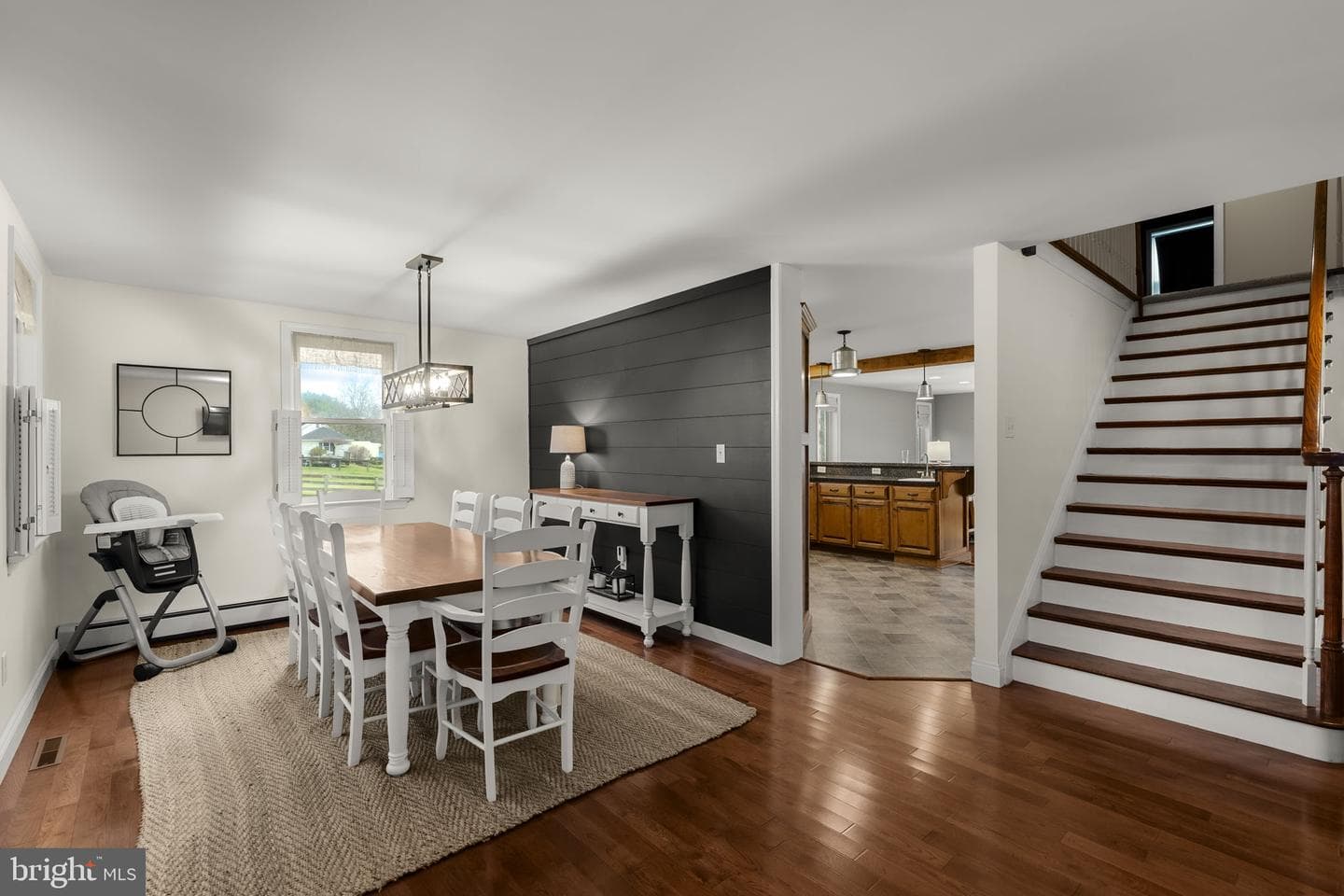 1435 Newport Road photo 4
