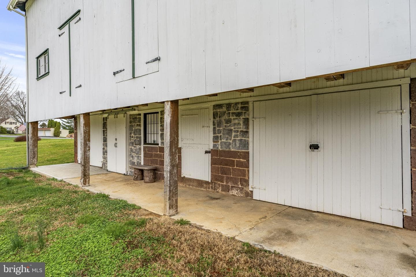 1435 Newport Road photo 42