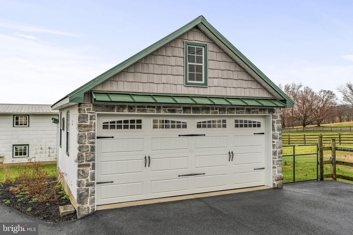 1435 Newport Road photo 45