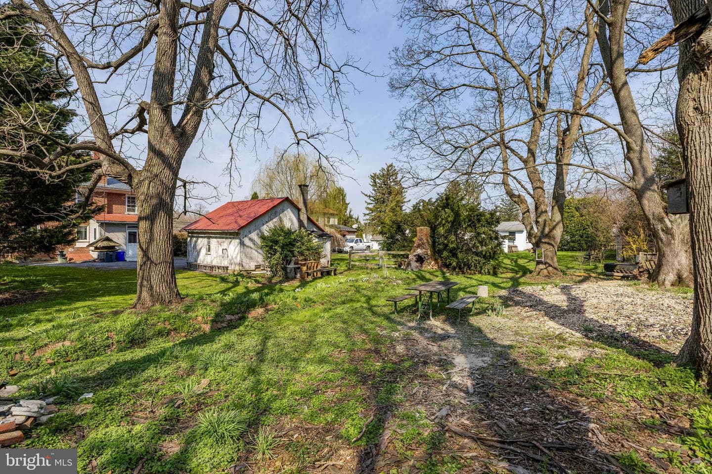 60 Paradise Lane photo 42