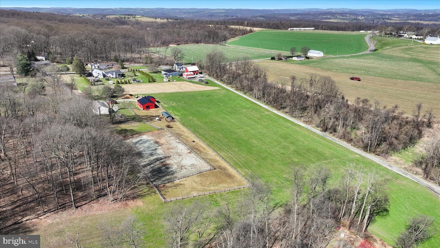 411 Red Hill Road photo 4