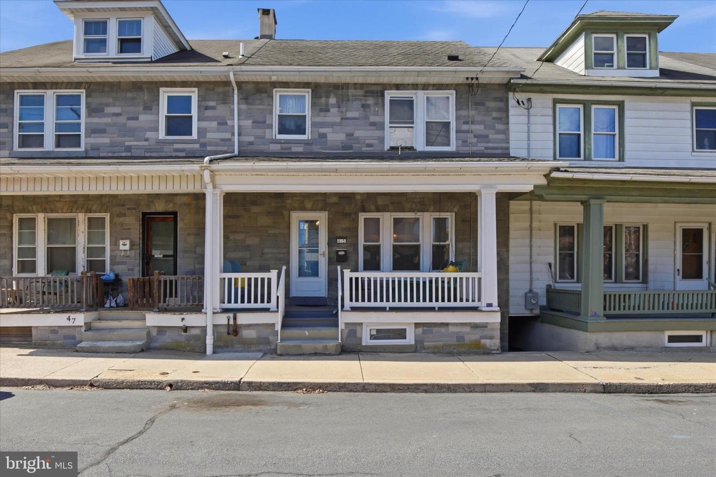 45 E Walnut Street