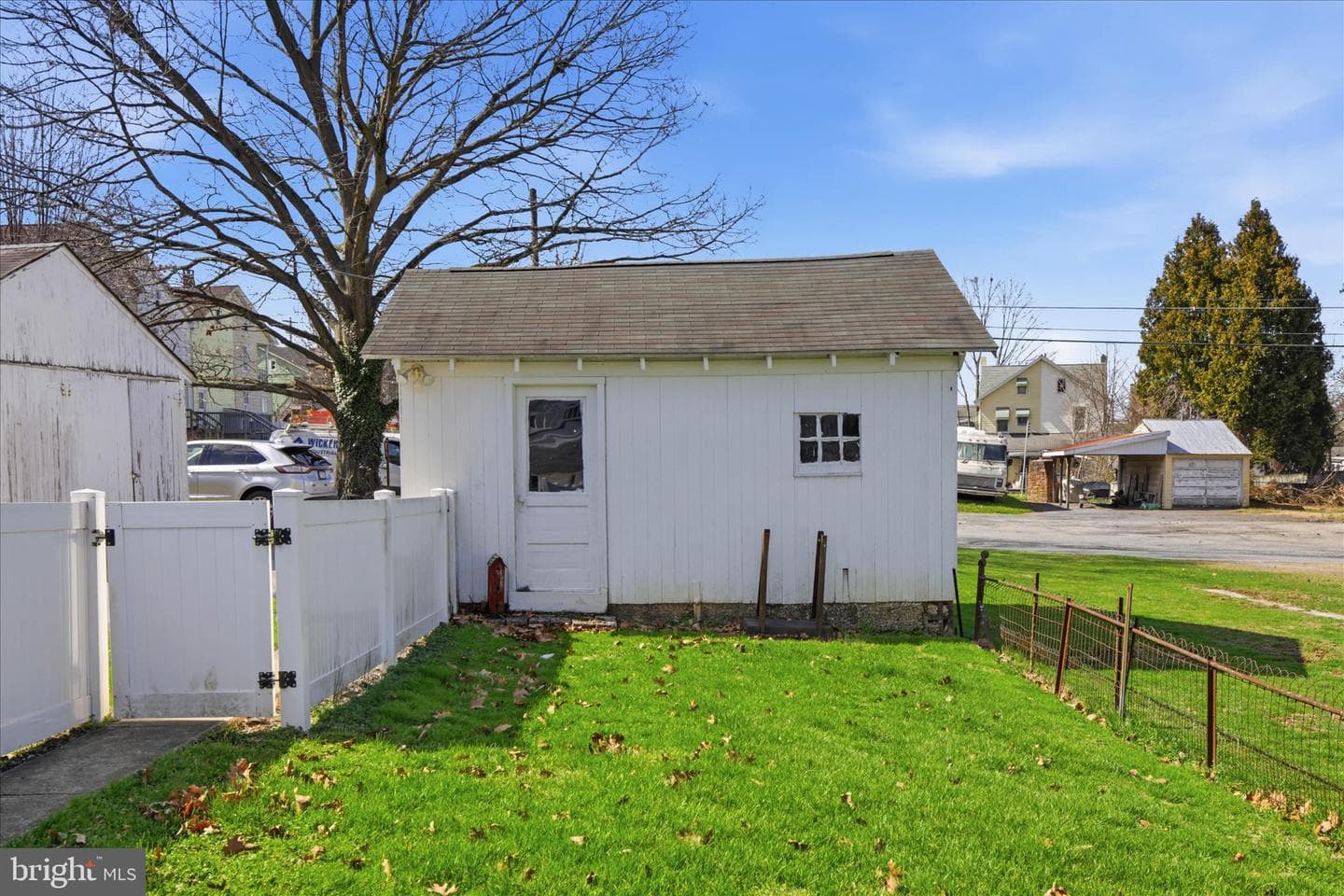 45 E Walnut Street photo 20