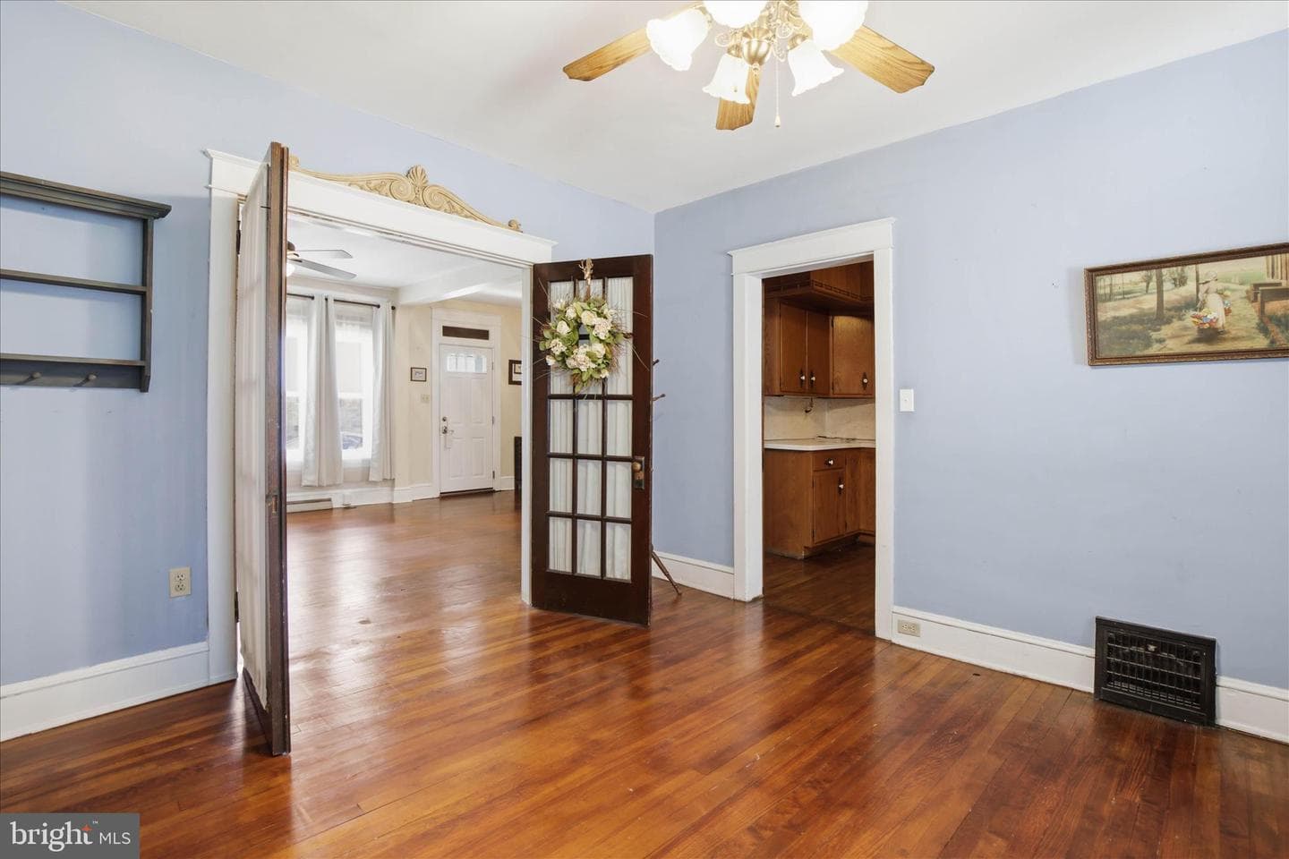 45 E Walnut Street photo 5