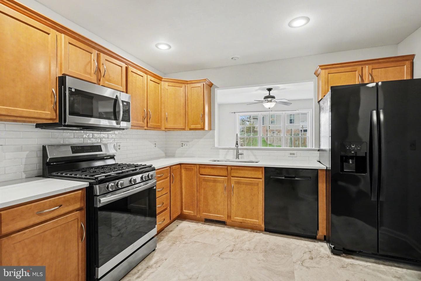 476 Hillside Drive photo 13
