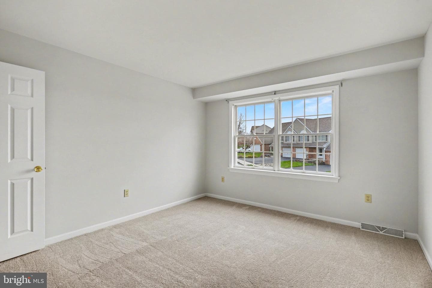 476 Hillside Drive photo 24