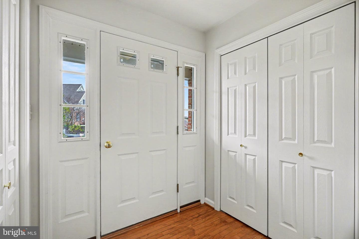 476 Hillside Drive photo 4