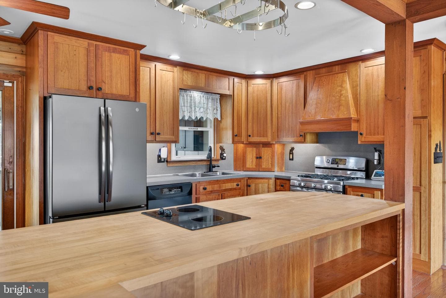 2256 High Street photo 9