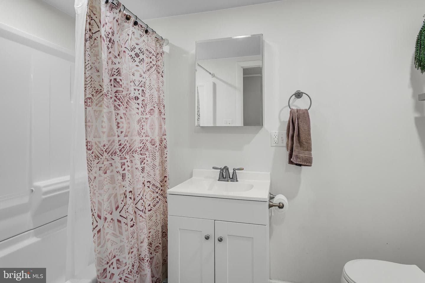 355 Reinholds Road photo 16