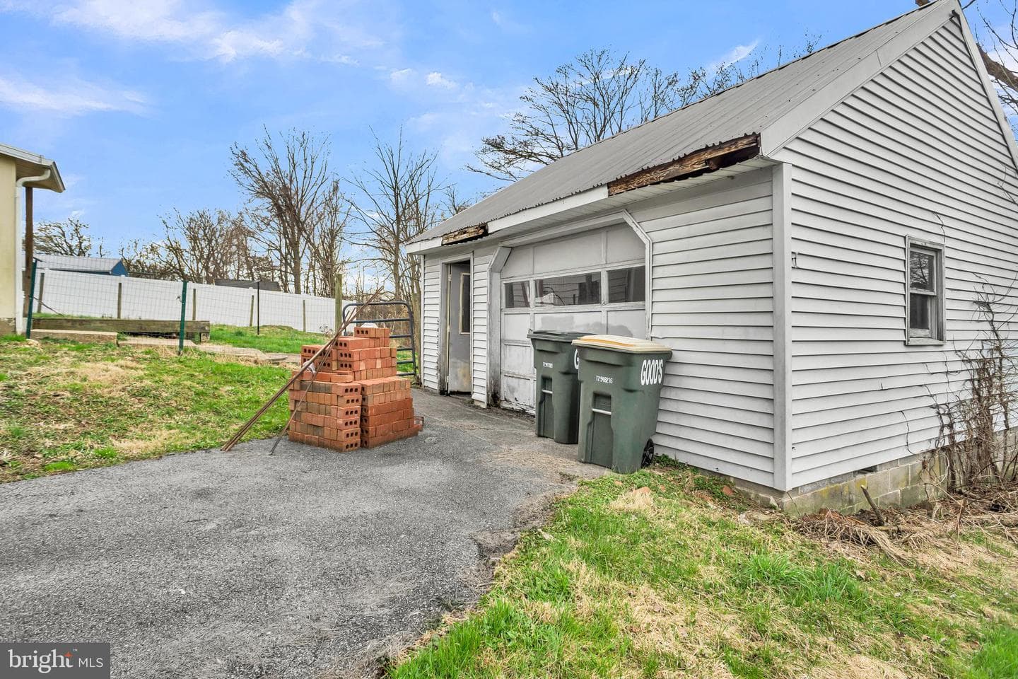355 Reinholds Road photo 30