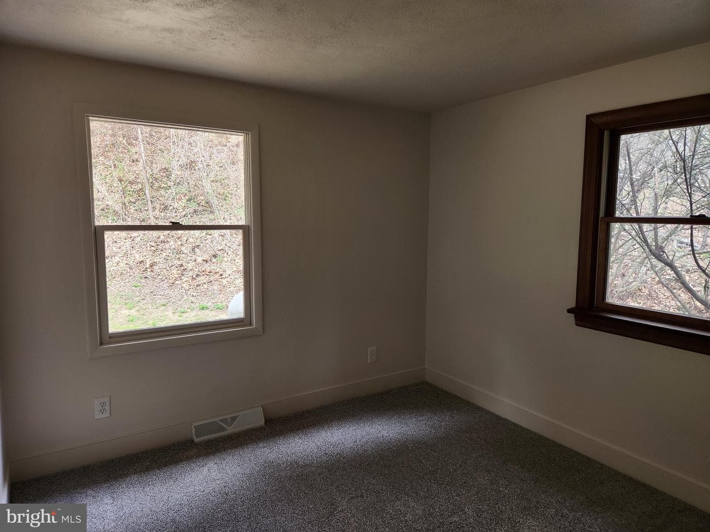 186 Shenks Ferry Road photo 36