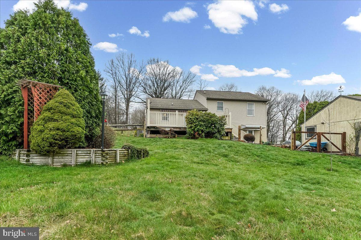 597 Lancaster Pike photo 27