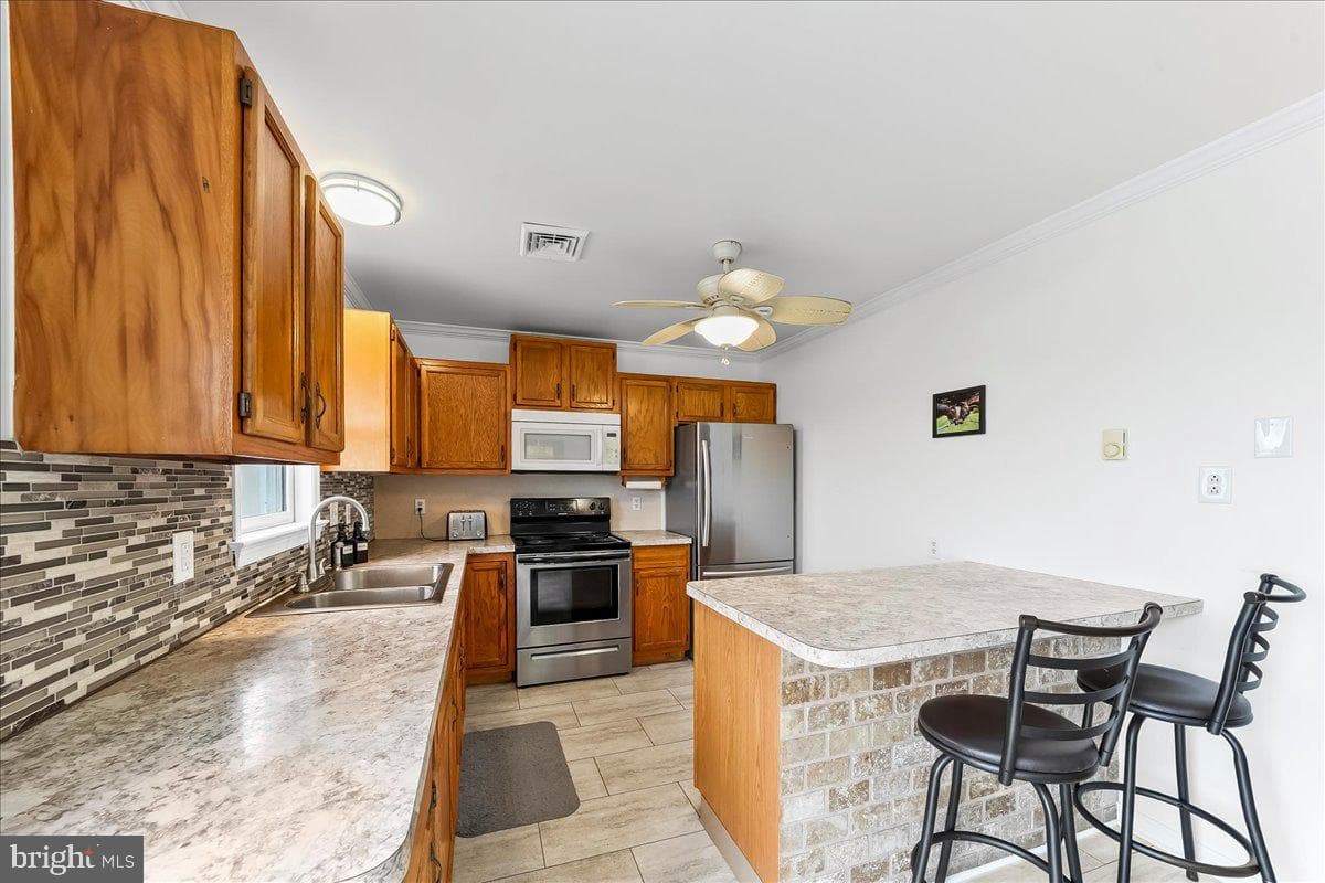 597 Lancaster Pike photo 8