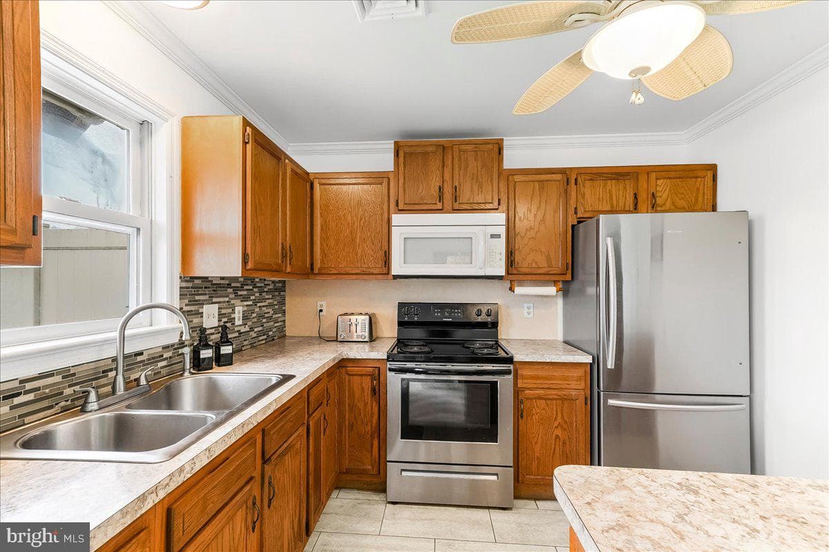 597 Lancaster Pike photo 9