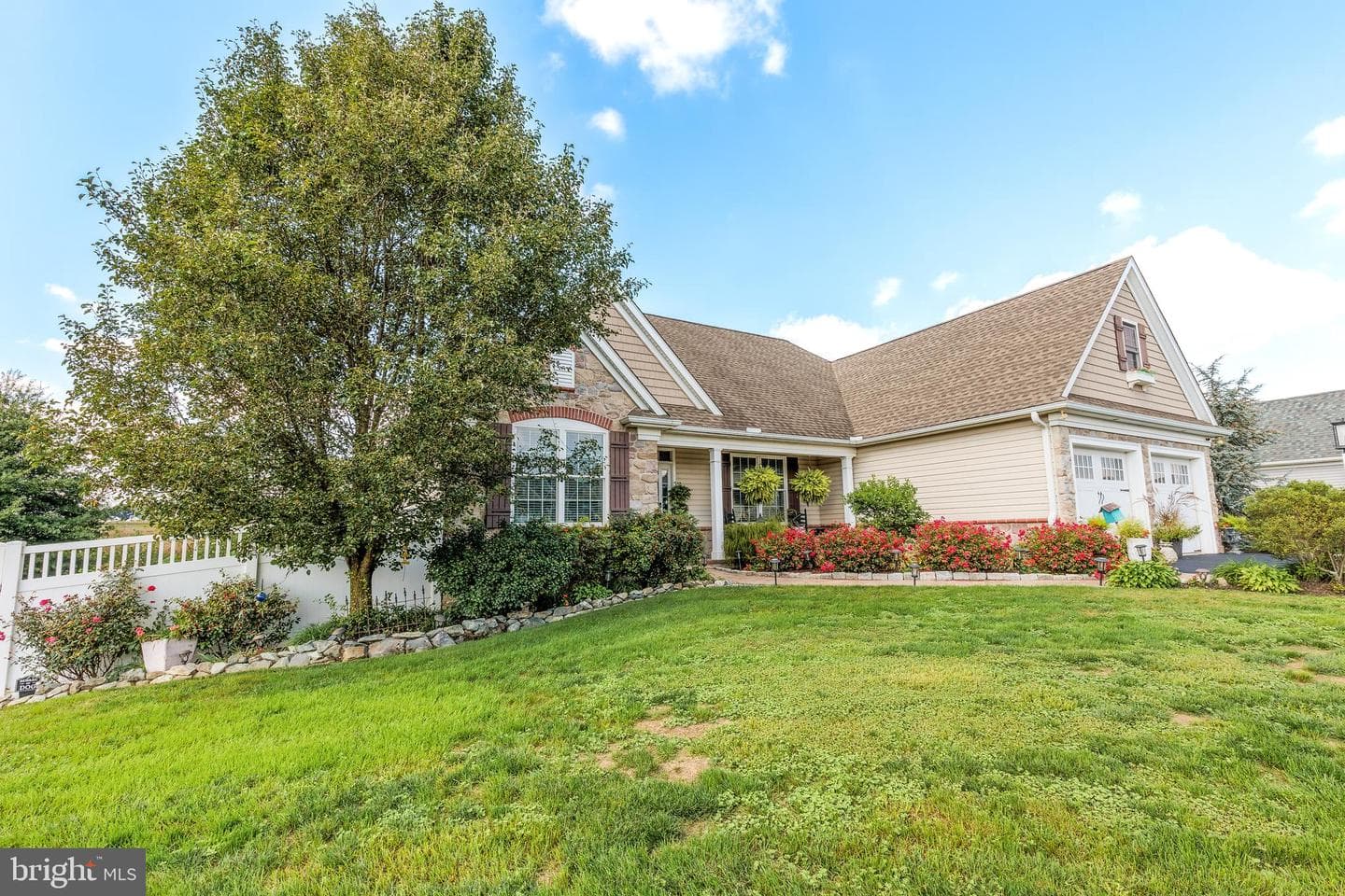 132 Creekview Drive photo 3