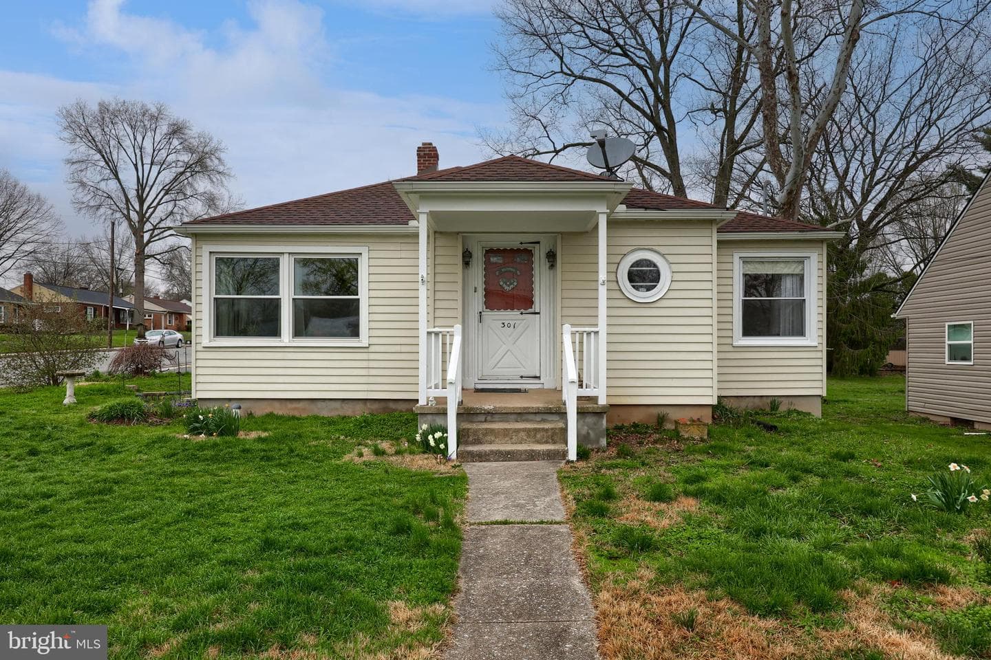 301 E Willow Street