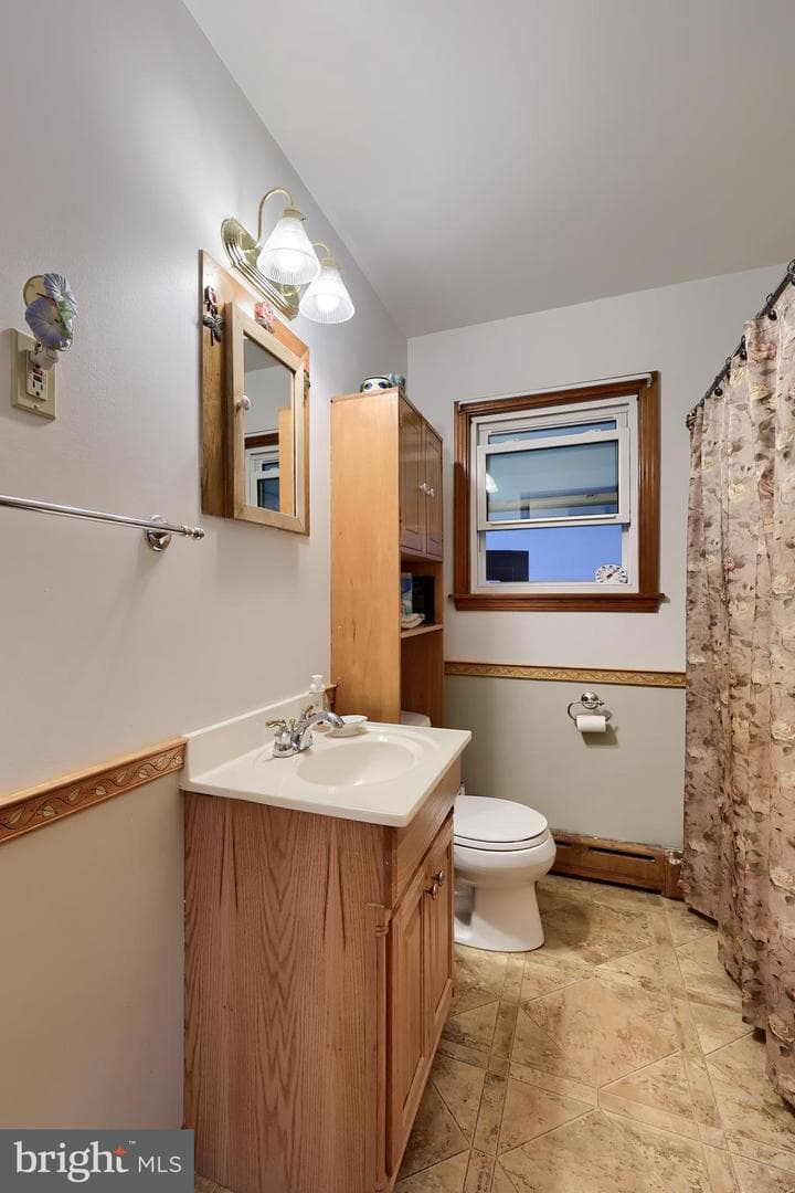 301 E Willow Street photo 13