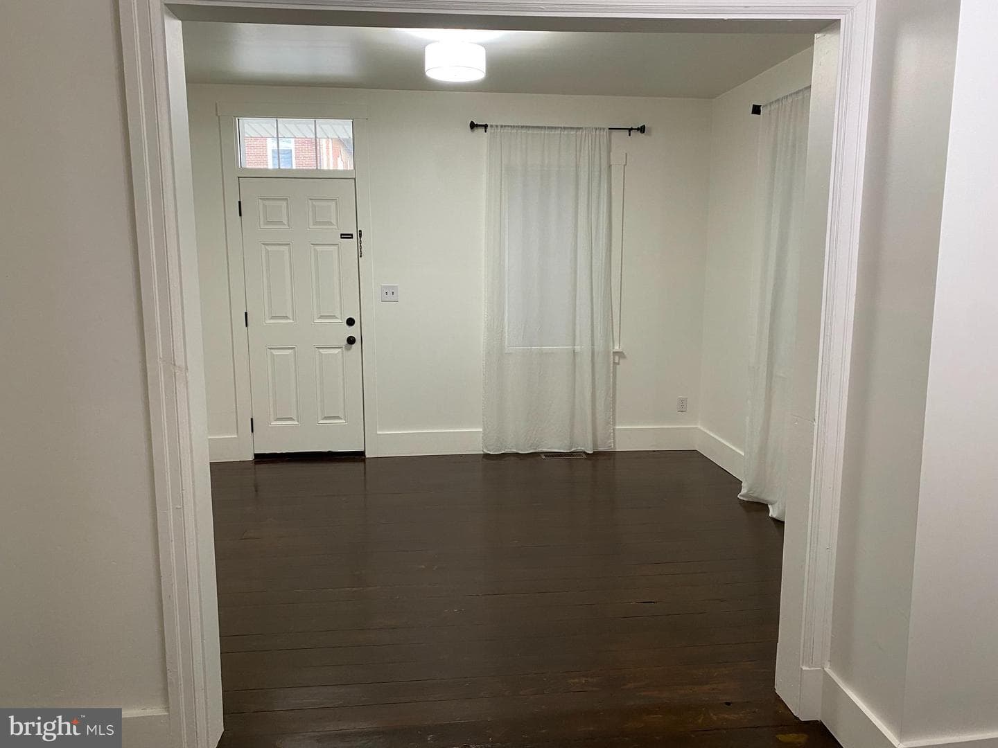 120 E State Street photo 4